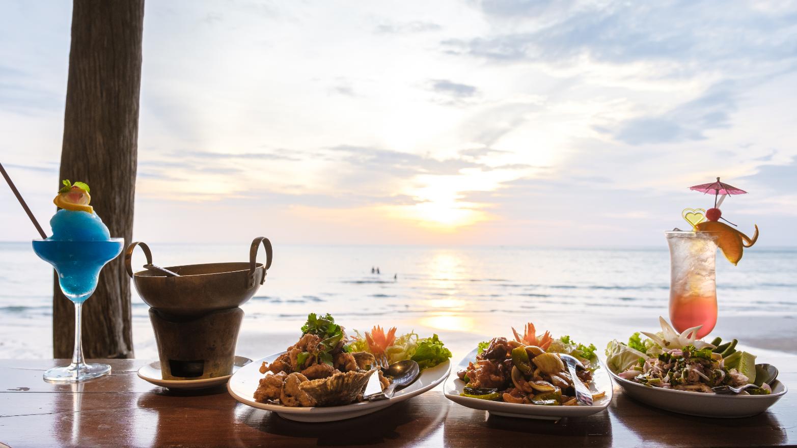 romantic Bali sunset view for couples vacation